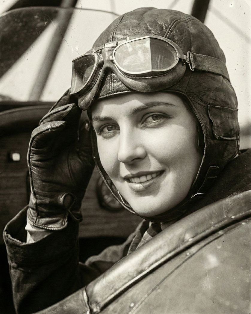 Card design "Airborne pioneer - group ecard"